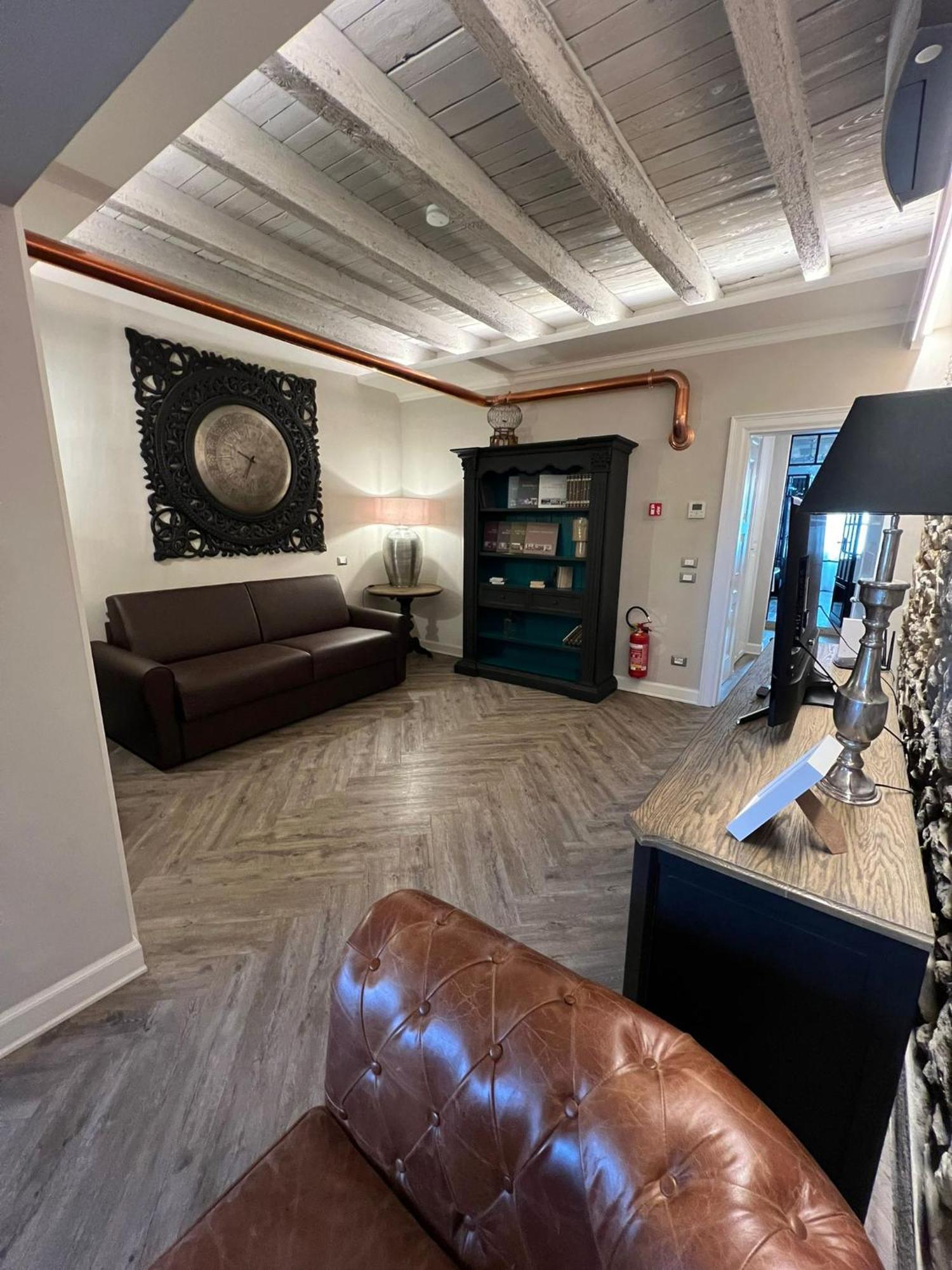 La Vite 2.0 Apartments デセンツァーノ・デル・ガルダ エクステリア 写真