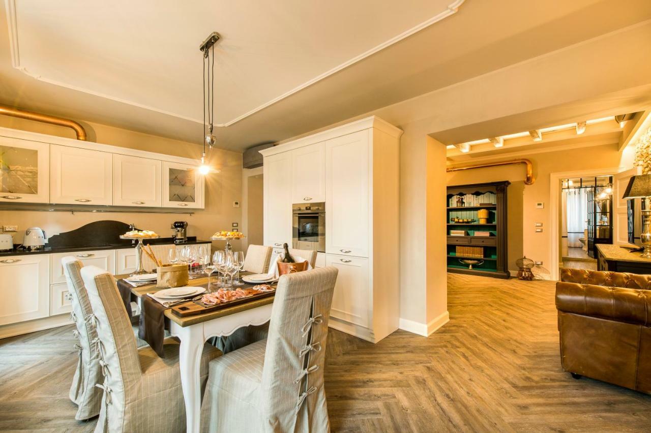 La Vite 2.0 Apartments デセンツァーノ・デル・ガルダ エクステリア 写真